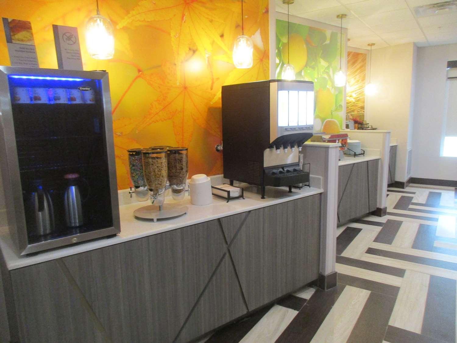 Best Western Green Oaks Inn La Vernia Esterno foto
